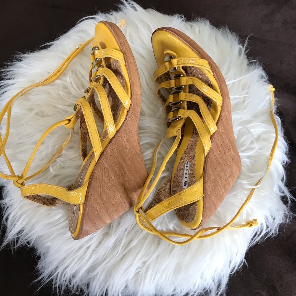 Cklass Yellow Leather Sandals (3)